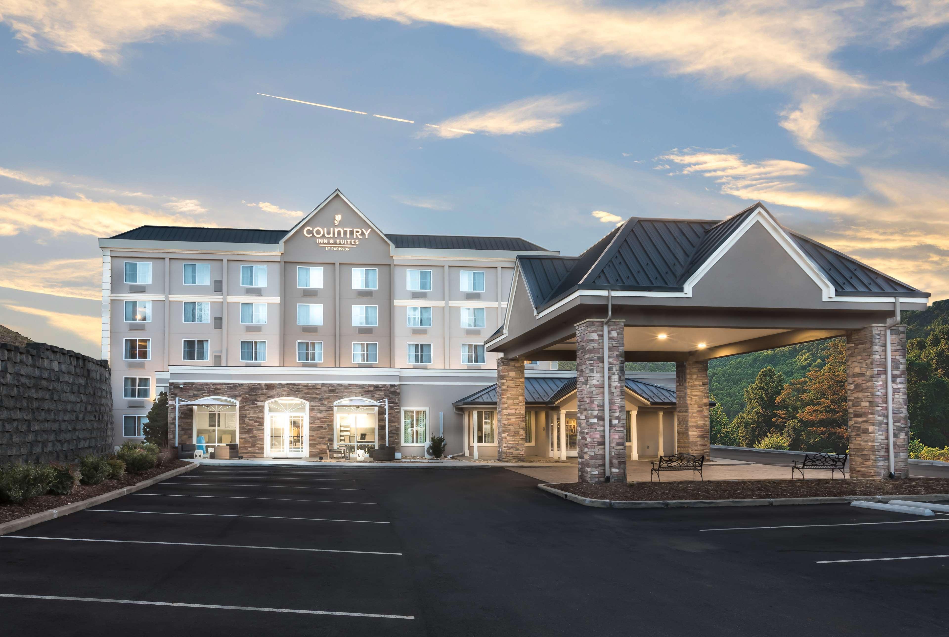 Country Inn & Suites By Radisson Asheville Downtown Tunnel Road Eksteriør bilde
