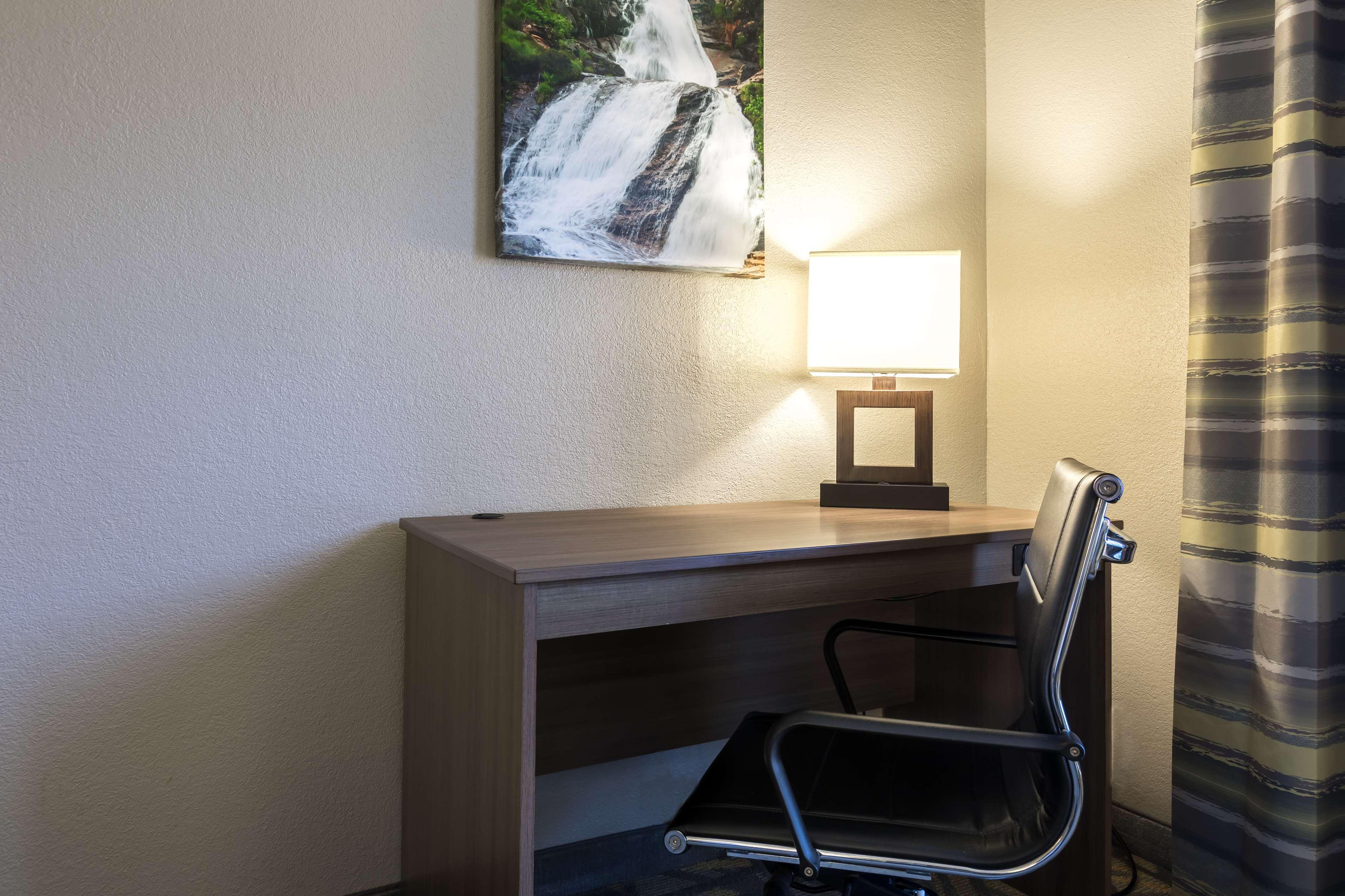 Country Inn & Suites By Radisson Asheville Downtown Tunnel Road Eksteriør bilde