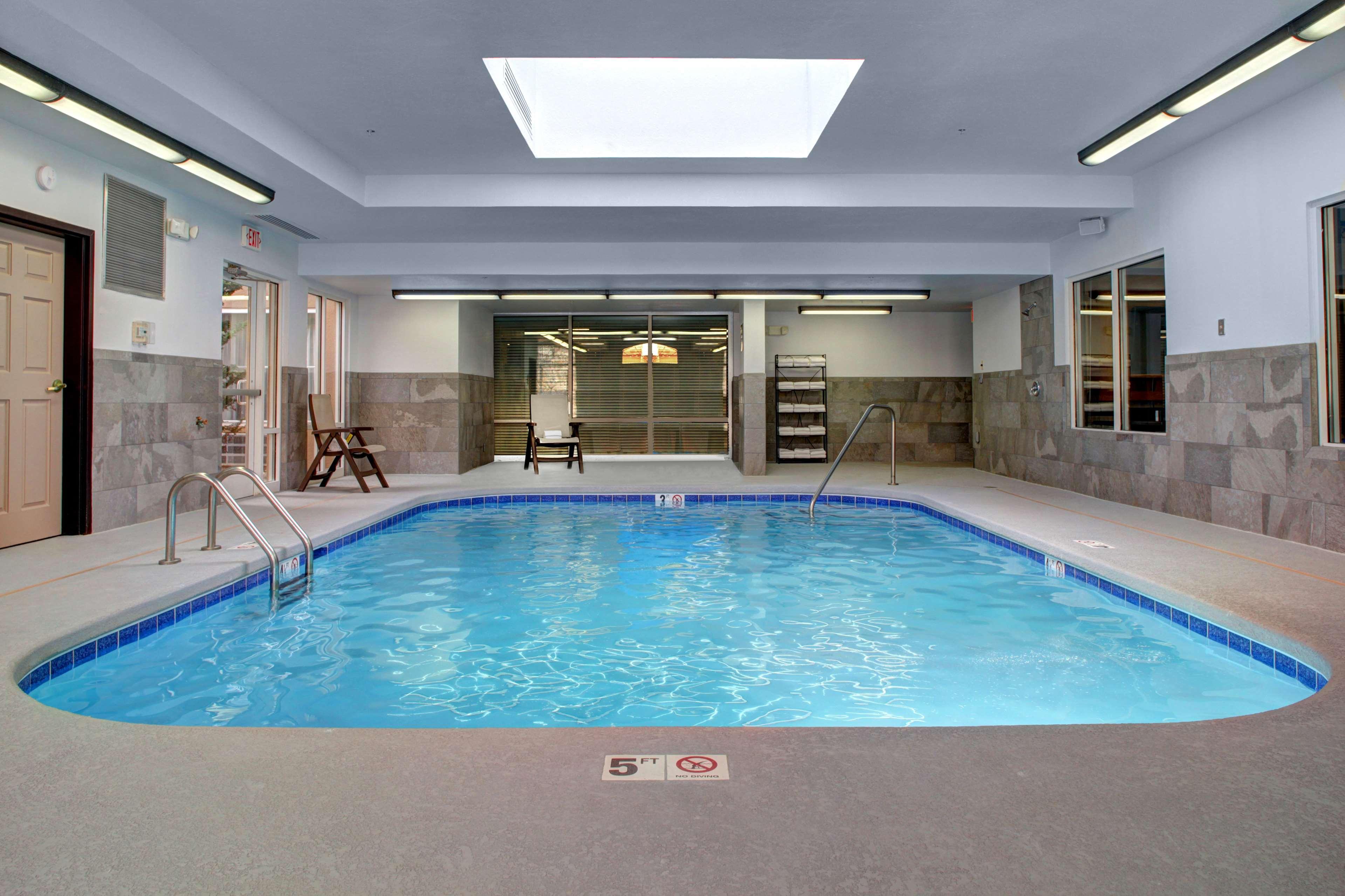 Country Inn & Suites By Radisson Asheville Downtown Tunnel Road Eksteriør bilde