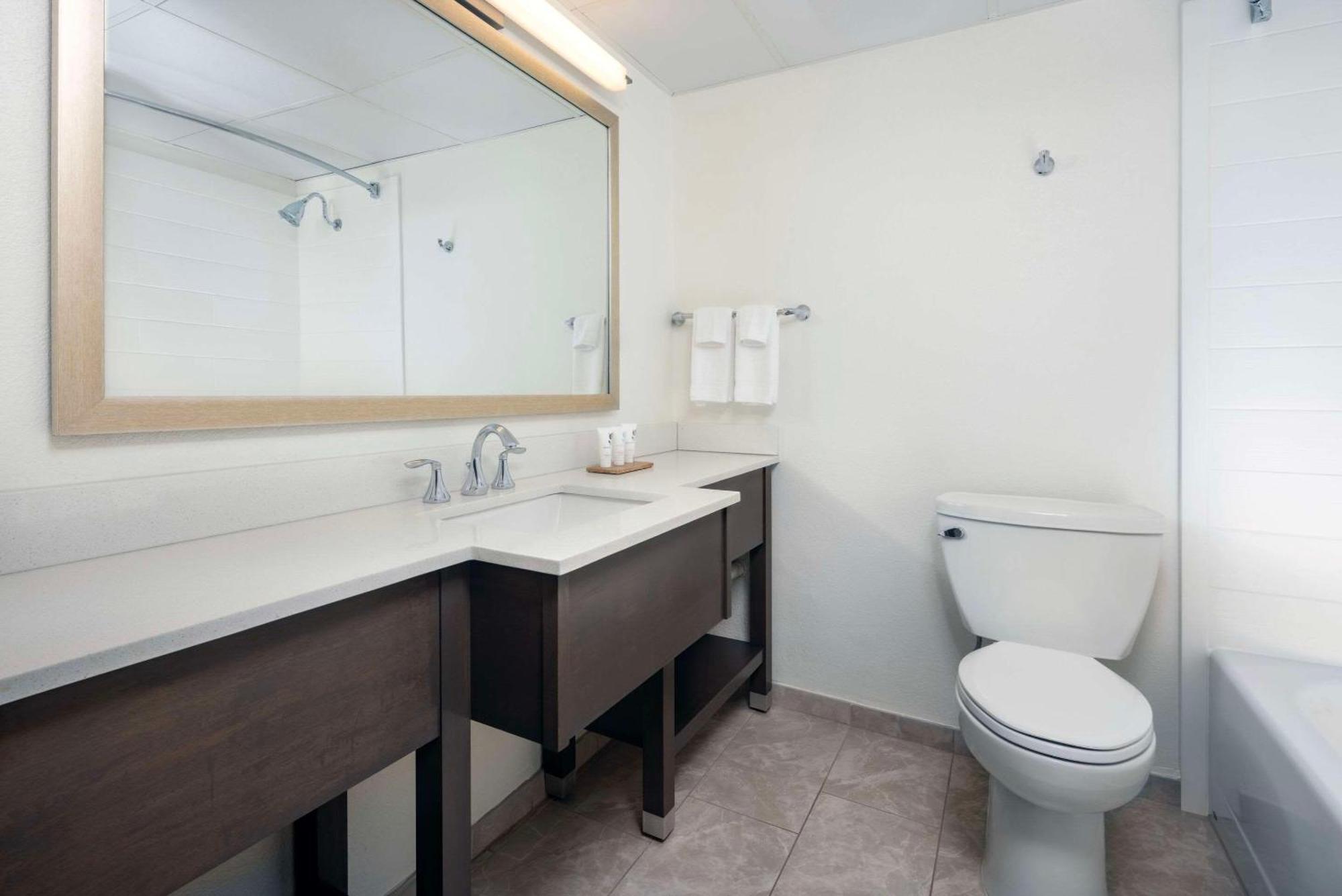 Country Inn & Suites By Radisson Asheville Downtown Tunnel Road Eksteriør bilde