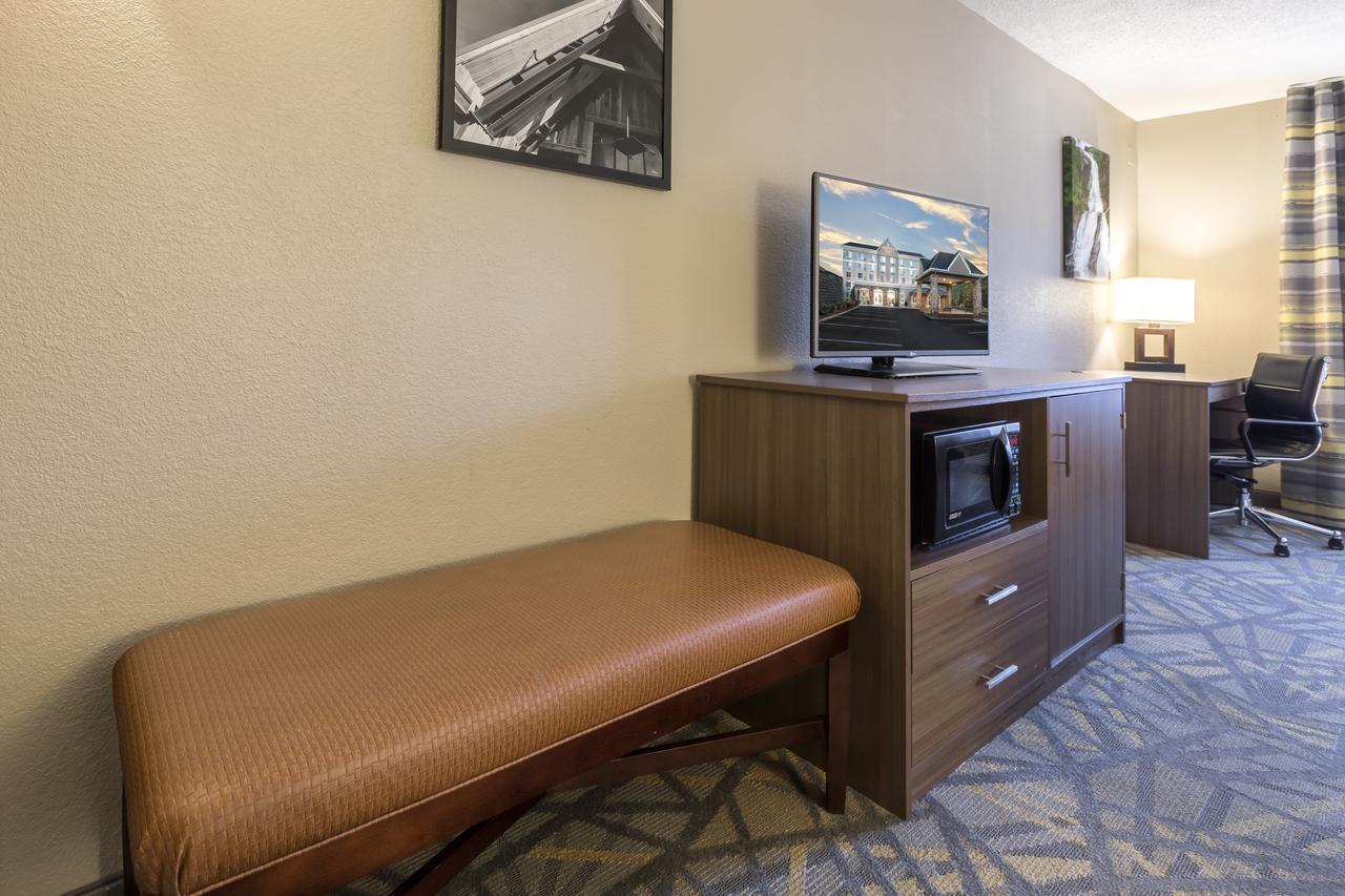 Country Inn & Suites By Radisson Asheville Downtown Tunnel Road Eksteriør bilde